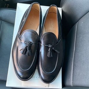 Mens dress shoes